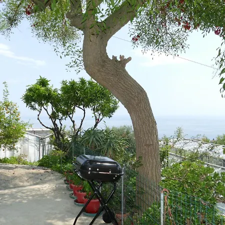 度假居 Casetta In Campagna By Interhome